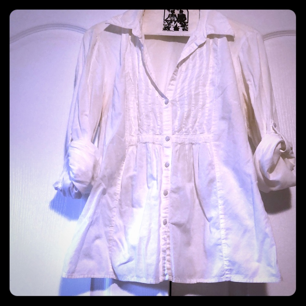 Low cut blouse white